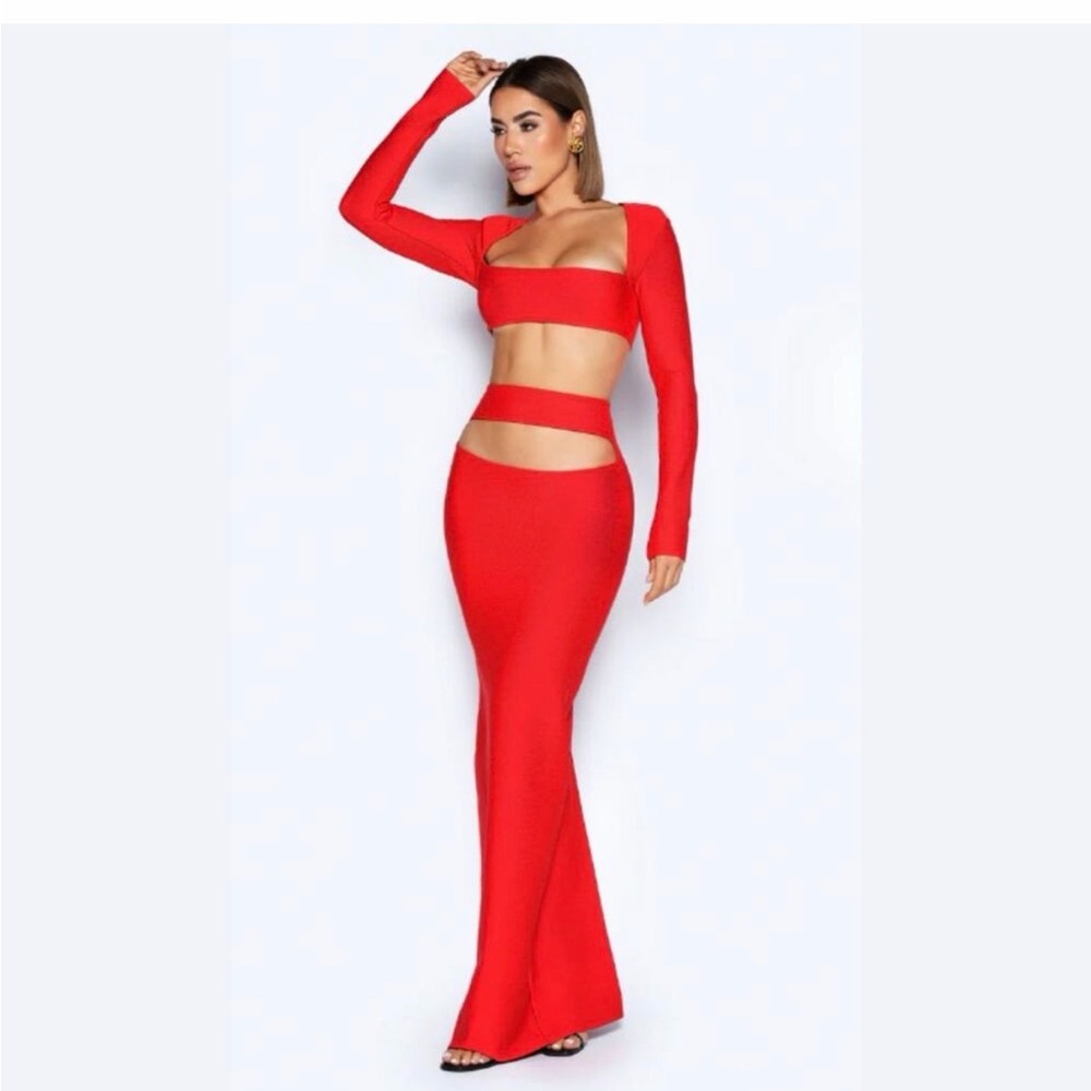 Cut Out Bandage Crop Top Long Sleeves Maxi Skirt Set Red Size M